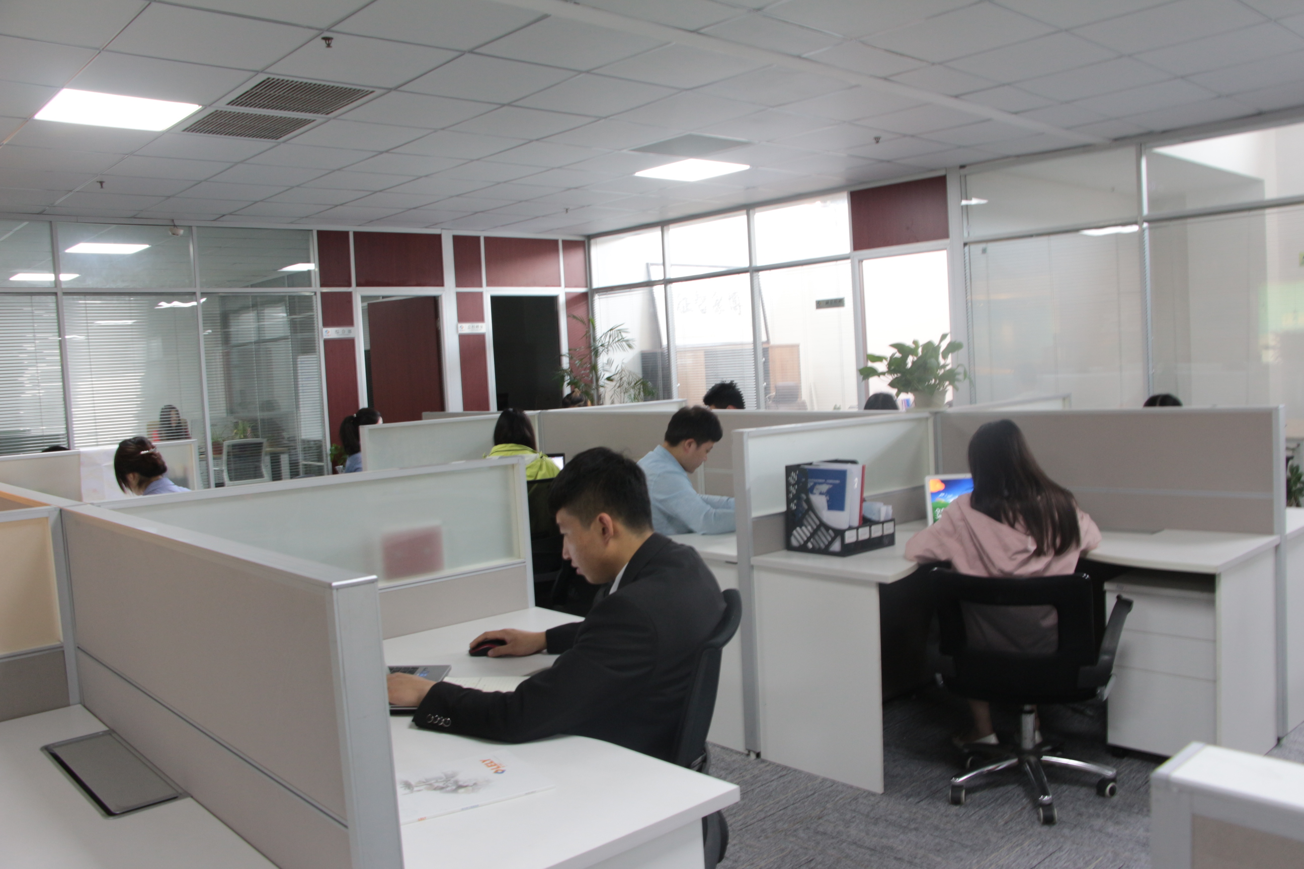 雷力辦公區(qū)2