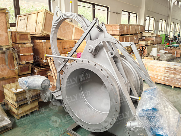 高溫盲板閥.jpg 高溫盲板閥.jpg